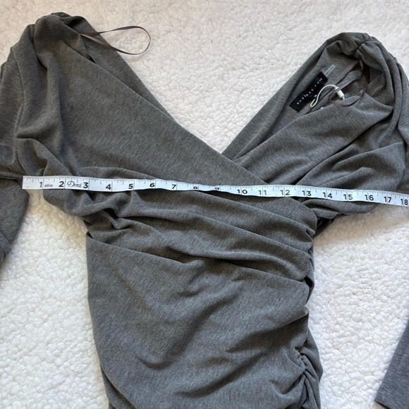 NWT Endless Rose Isabella Shirred Crop Top in grey size Medium - Picture 6 of 7